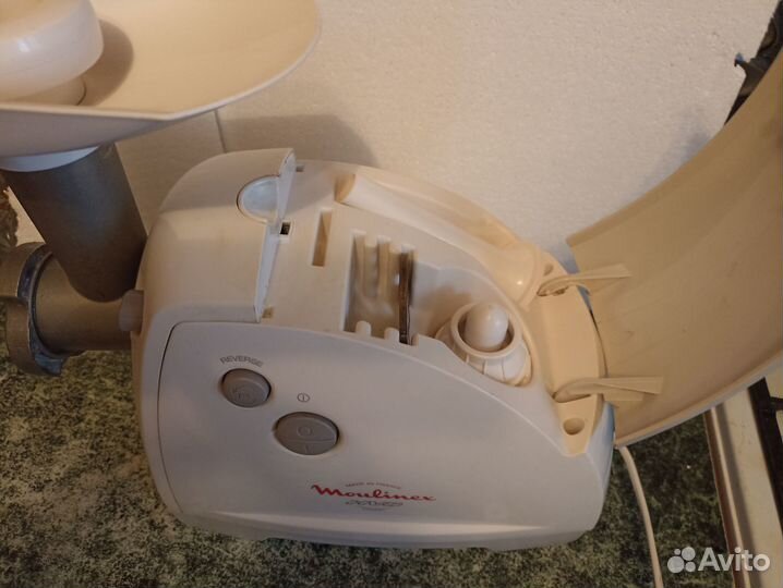 Мясорубка электрическая