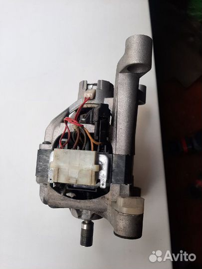 Электродвигатель от стиральной машины Indesit