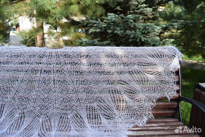 Паутинка белая