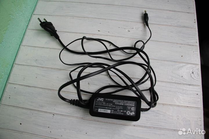 Видеокамера JVC Everio GZ-hm445sag