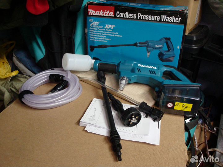 Аккумуляторная Авто мойка Makita DHW180 LXT 18V, о