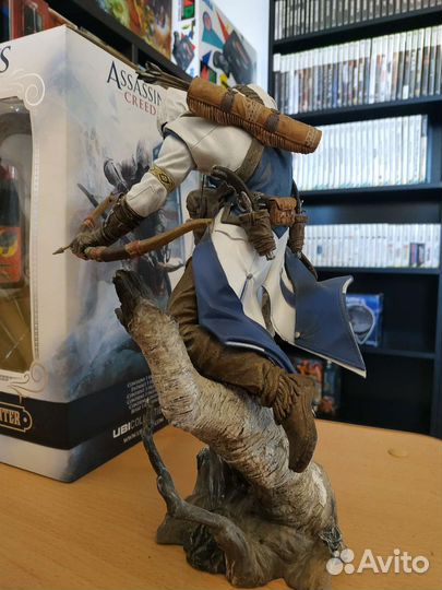 Фигурка из игры Аssasin's creed 3, Connor Hunter