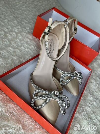 Туфли женские