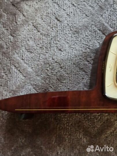 Часы настольные с четвертым боем