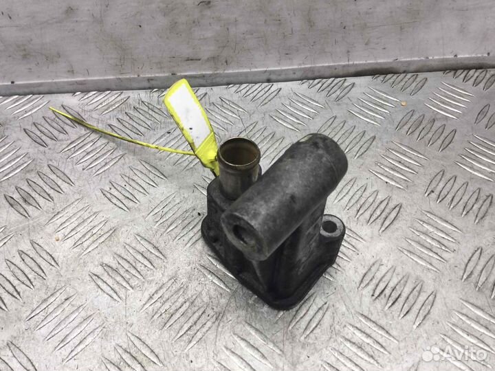 Фланец (тройник) системы охлаждения Opel Sintra 90