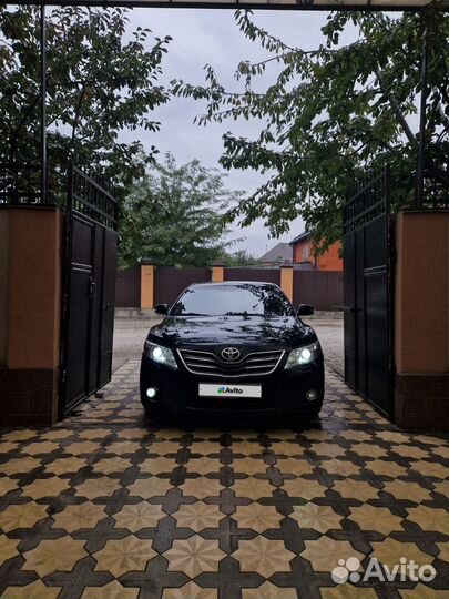 Toyota Camry 3.5 AT, 2011, 300 000 км