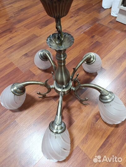 Люстра потолочная бу