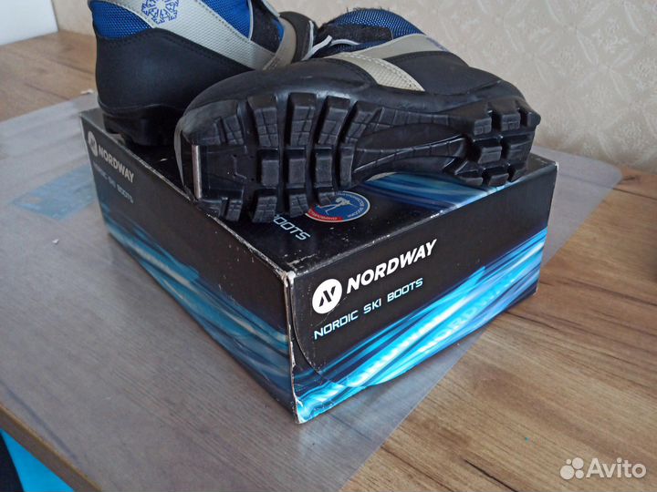 Лыжные ботинки детские 31размер