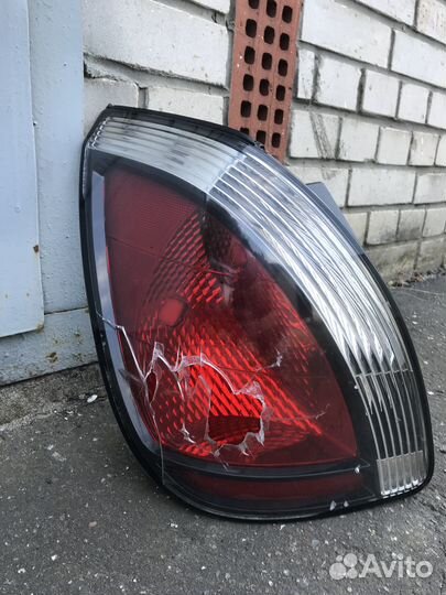 Фонарь задний Kia Rio 2 JB 09-11 хэтчбек original