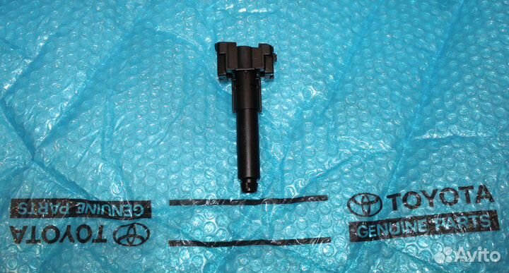 Форсунка омывателя фар Прадо 150 левая 2013-2017