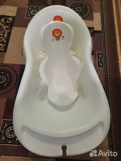 Ванночка для купания с горкой