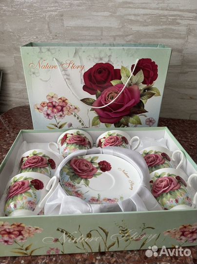 Сервиз чайный фарфоровый