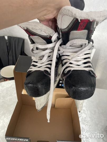 Хоккейные коньки bauer