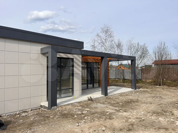 Дом 100 м² на участке 10 сот.