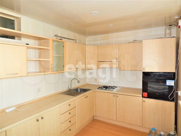 4-к. квартира, 104 м², 4/5 эт.