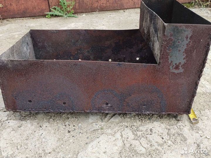 Мангал с отсеком для прогорания дров