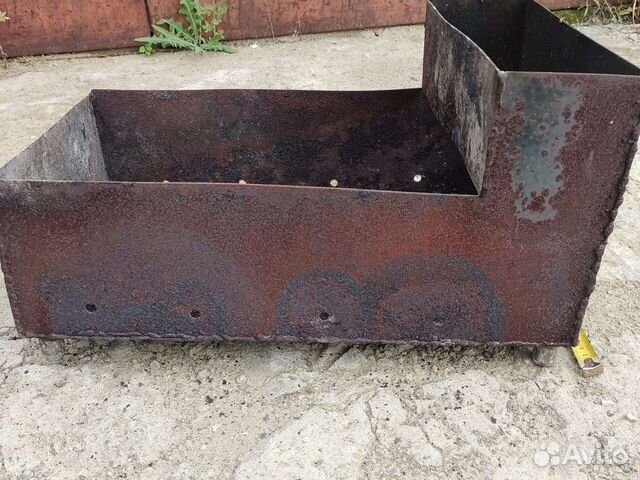 Мангал с отсеком для прогорания дров