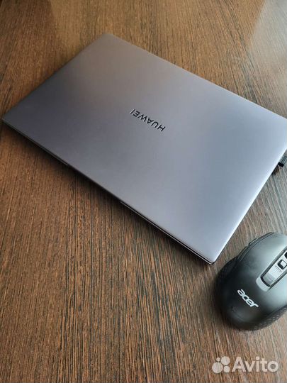 Ноутбук Huawei matebook d 14