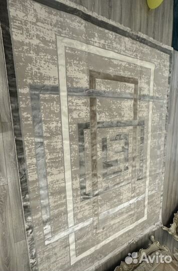 Ковер новый