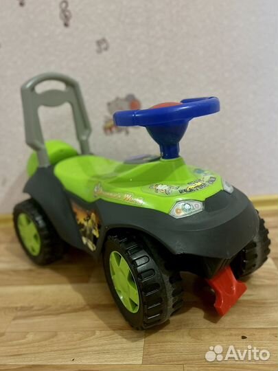 Машинка каталка толокар
