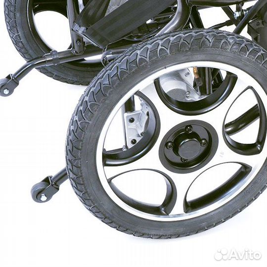 Кресло-коляска с электроприводом складное