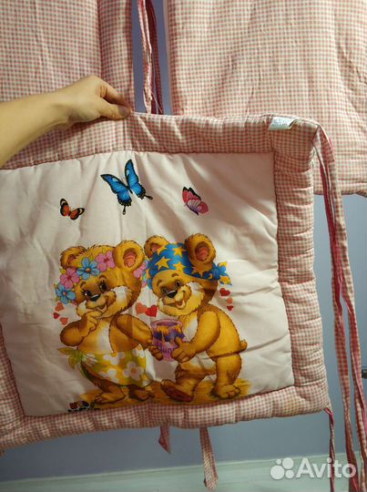 Бортики в кроватку