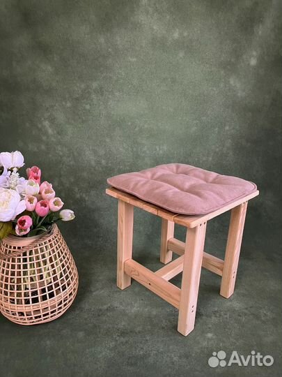 Подушка на стул декоративная