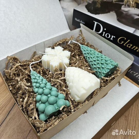 Новогодний подарочный набор свечей