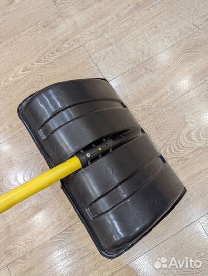 Лопата снеговая