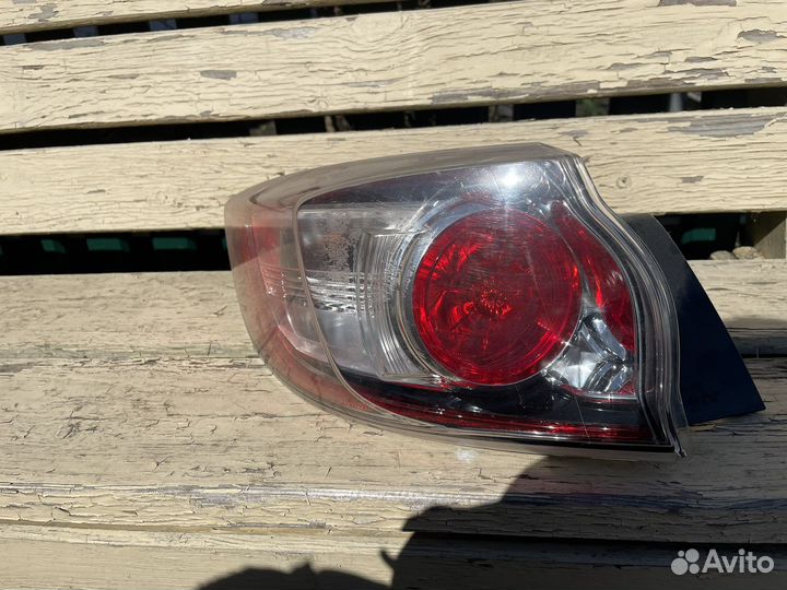 Фонарь задний mazda 3 bl