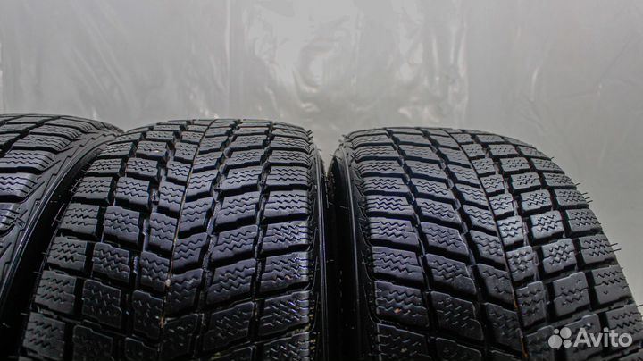 Roadstone Winguard SUV 225/60 R18 104V