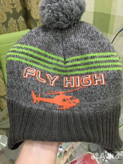 Шапка на мальчика димесезонная