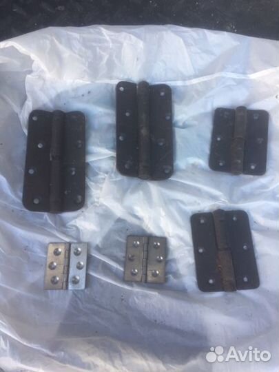 Петли для дверей