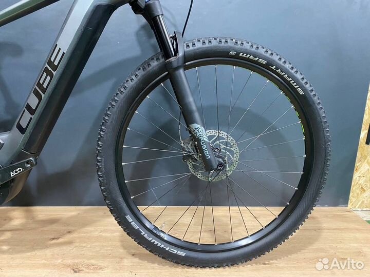 Cube Reaction Hybrid Pro 625