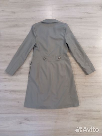 Плащ женский 38 р серый