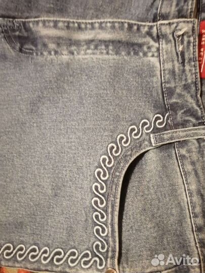 Джинсы женские