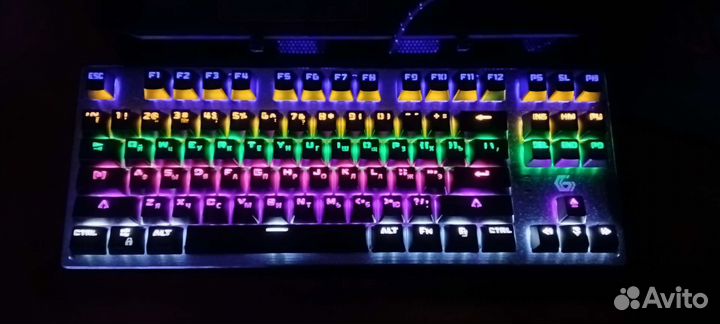 Игровая механическая клавиатура