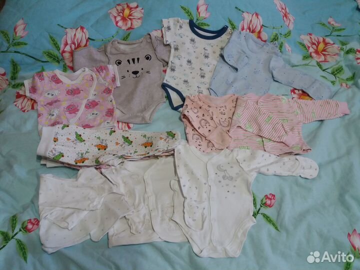Одежда для новорожденных на девочку пакетом
