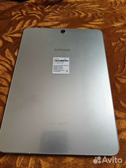 Планшет Samsung Galaxy Tab S3