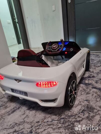 Детский электромобиль Bentley EXP12 White