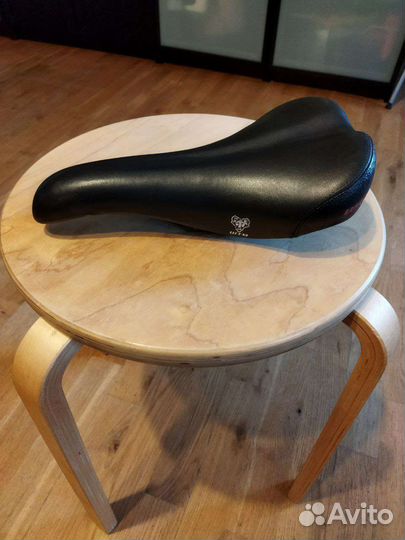 Седло для велосипеда GT