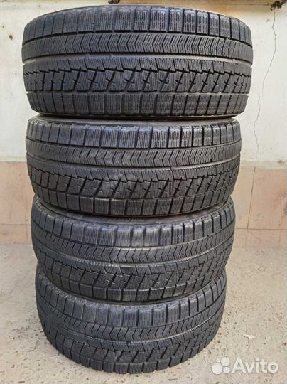 Bridgestone Blizzak VRX 225/45 R17 88T