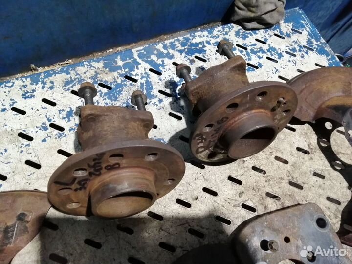 Ступица задняя Opel Zafira B Astra H Meriva B