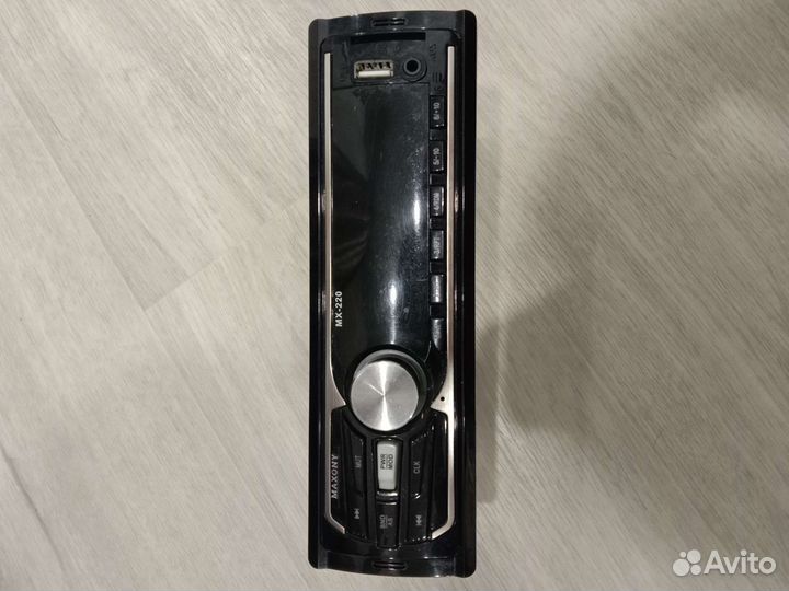 Магнитола maxoni MX-220