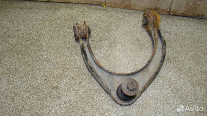 Рычаг верхний П/Л Lexus IS (XE20)