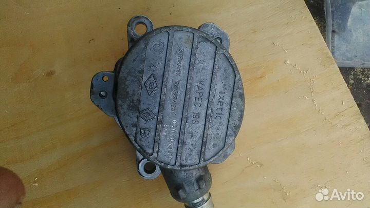 8200797164 Насос вакуумный Рено Мастер 2 2000-2010