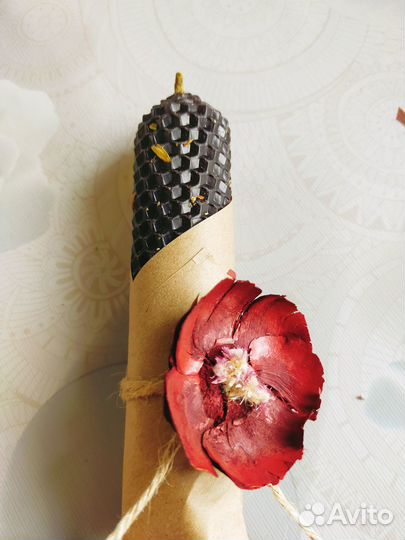 Свечи подарочные (натур. воск+травы), катаные