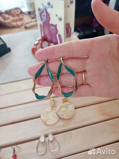 Серьги, бижутерия пакетом