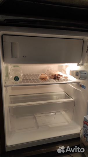 Холодильник маленький с морозилкой