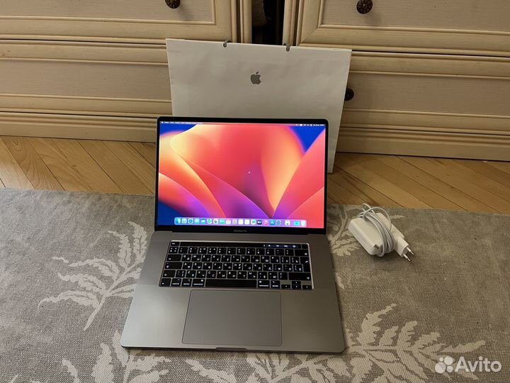 MacBook Pro 16 i9 32Gb 1Tb 8Gb 5600M